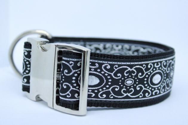 Halsband Silver EYE (XL)
