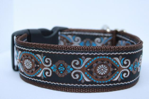 Halsband Eye of Flower