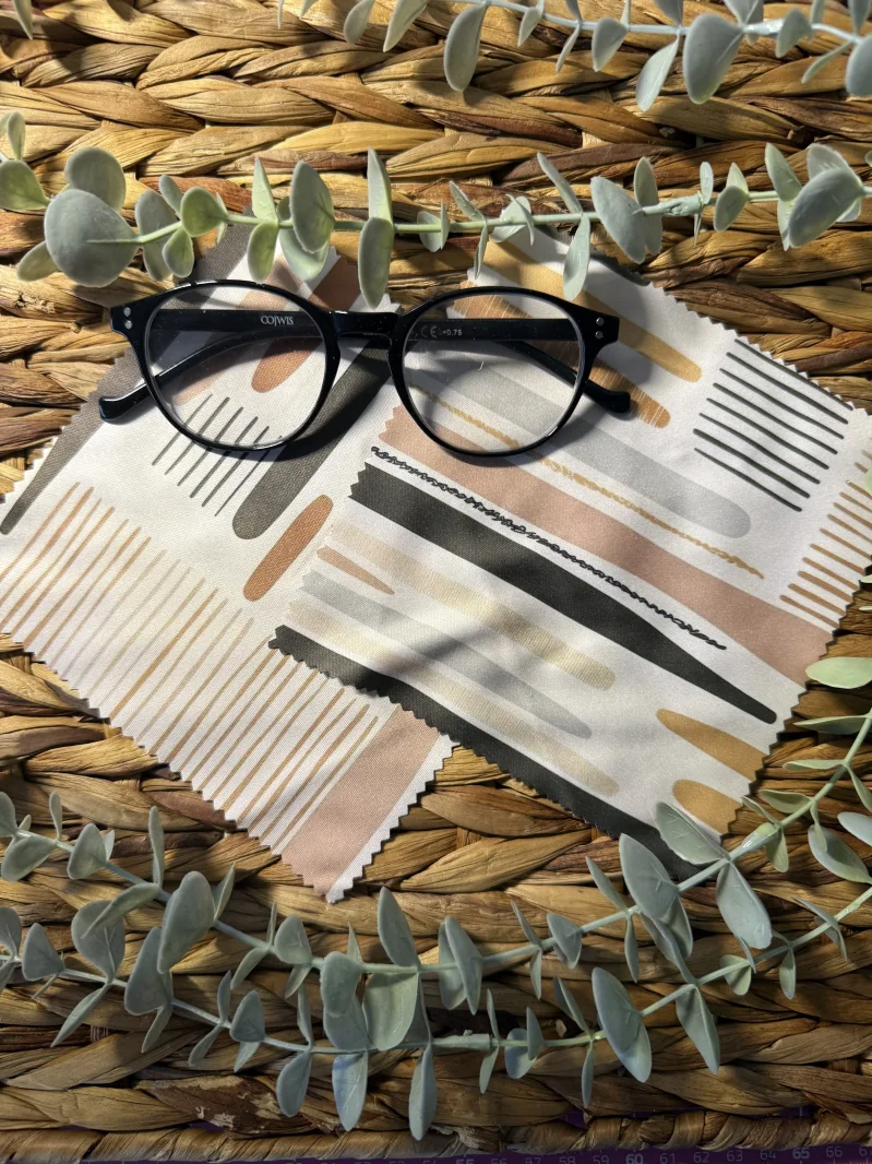 Brillenputztuch Boho Linien
