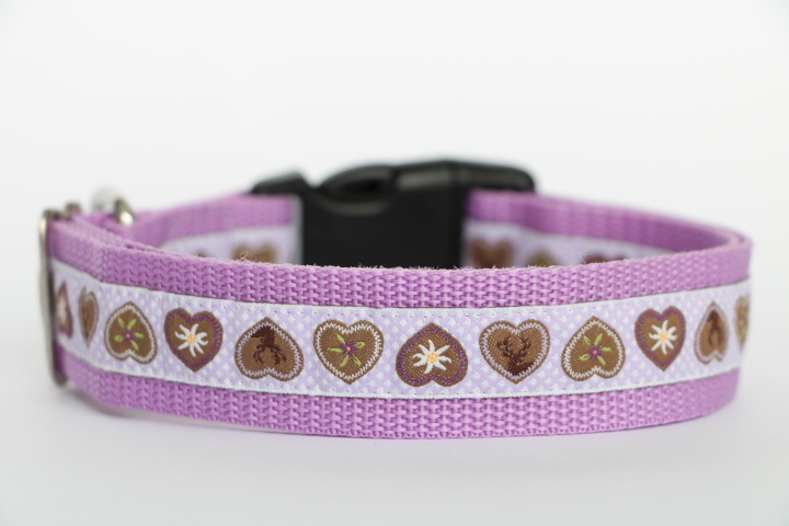 Halsband Alpenliebe, Flieder