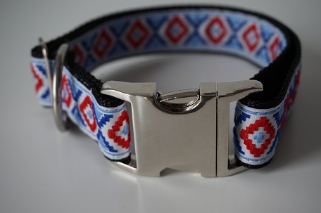 Halsband Rauten Blau/Rot